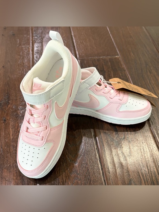 Nike Other - NWT Nike Court Borough Pink Foam White Sz 1Y Girls Low PE Run Sneakers Fit 1.5Y